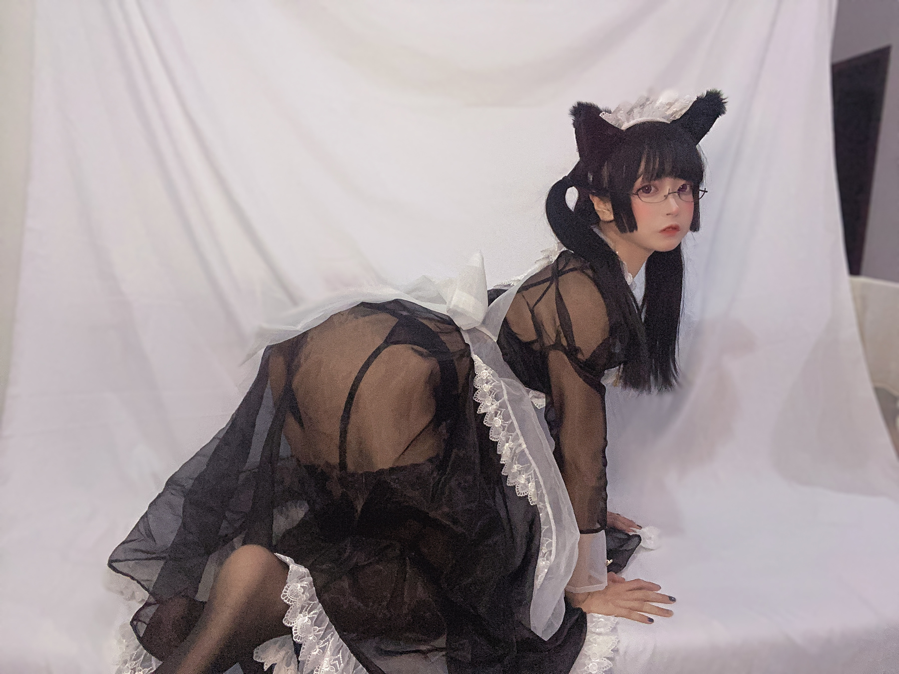 [网红Coser]佳佳好难啊-透明女仆图集百度云下载