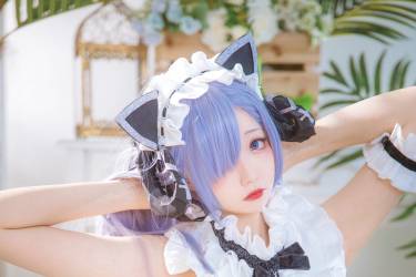 [网红Coser]小野寺地瓜 NO.12 奥古斯特 女仆 [10P-106MB]摄影图集百度云下载