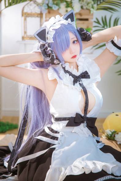 [网红Coser]小野寺地瓜 NO.12 奥古斯特 女仆 [10P-106MB]摄影图集百度云下载